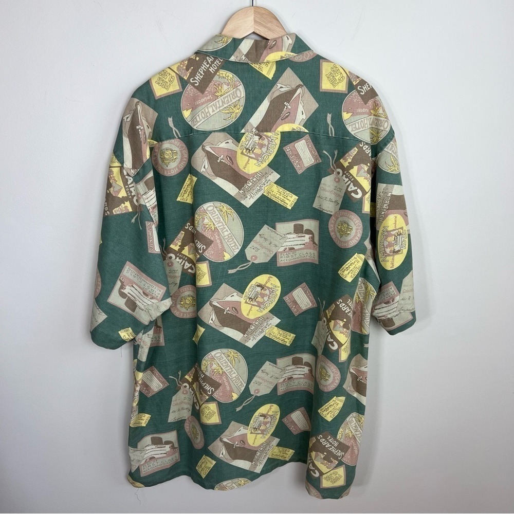 Men’s GAP Singapore Short Sleeve Button Down Shirt Muted Colors Travel Print - Picture 5 of 12